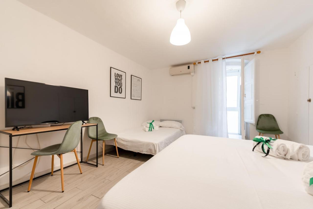 Functional & Central Flat With Netflix Bari Exterior photo